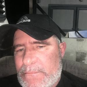 Meet your Posher, Luis